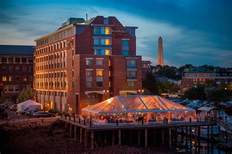 restaurants near residence inn boston harbor on tudor wharf|residence inn waterfront boston.